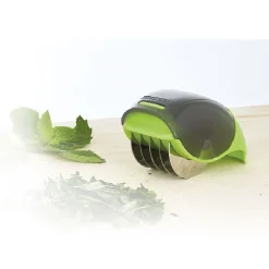 Coupe herbes aromatiques