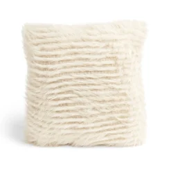 Coussin carré à poils longs 40x40cm - 3 modèles