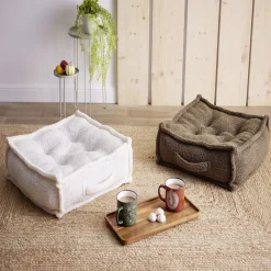 Coussin de sol en tissu bouclette vert olive 45x45 cm