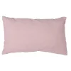 Coussin rectangulaire rose clair uni