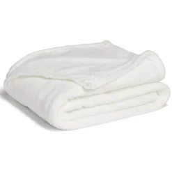 Couverture flanelle 150x200cm polyester - 3 coloris