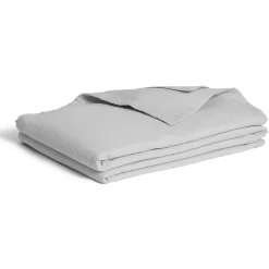 Couvre lit 220x240cm effet nid d'abeille polyester