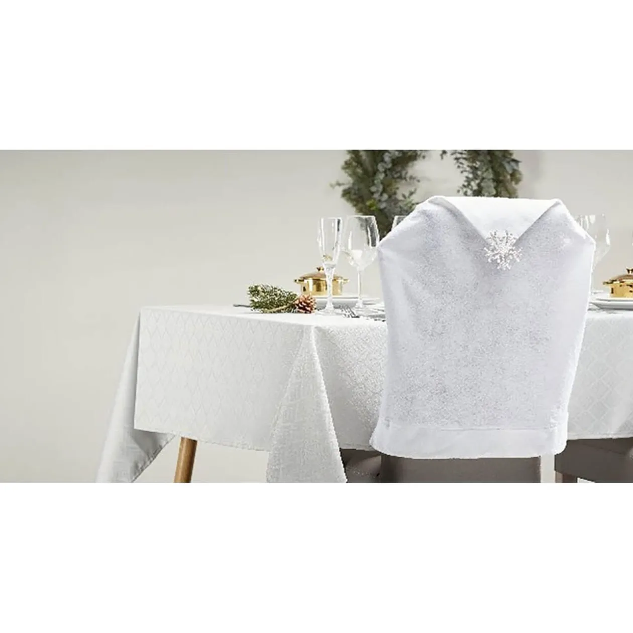 Housse de chaise blanche motif flocon argent