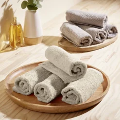 Lot de 4 serviettes pour invités en coton - 6 coloris