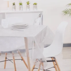 Nappe rectangulaire en plastique transparent motif fleur tourbillon 140x240 cm