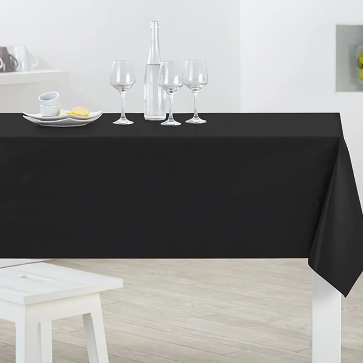Nappe rectangulaire en toile ciree noir
