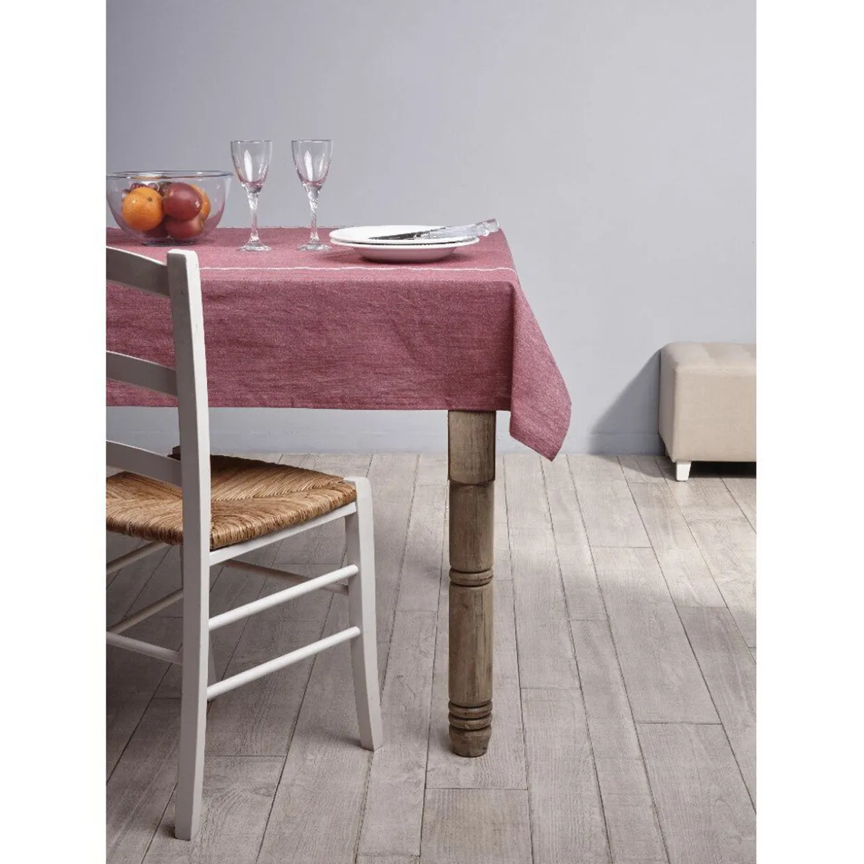 Nappe rectangulaire rouge fil brillant gris