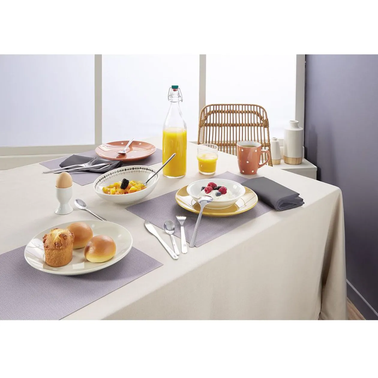 Nappe toucher coton rectangulaire couleur unie 6/8 personnes 140x250cm