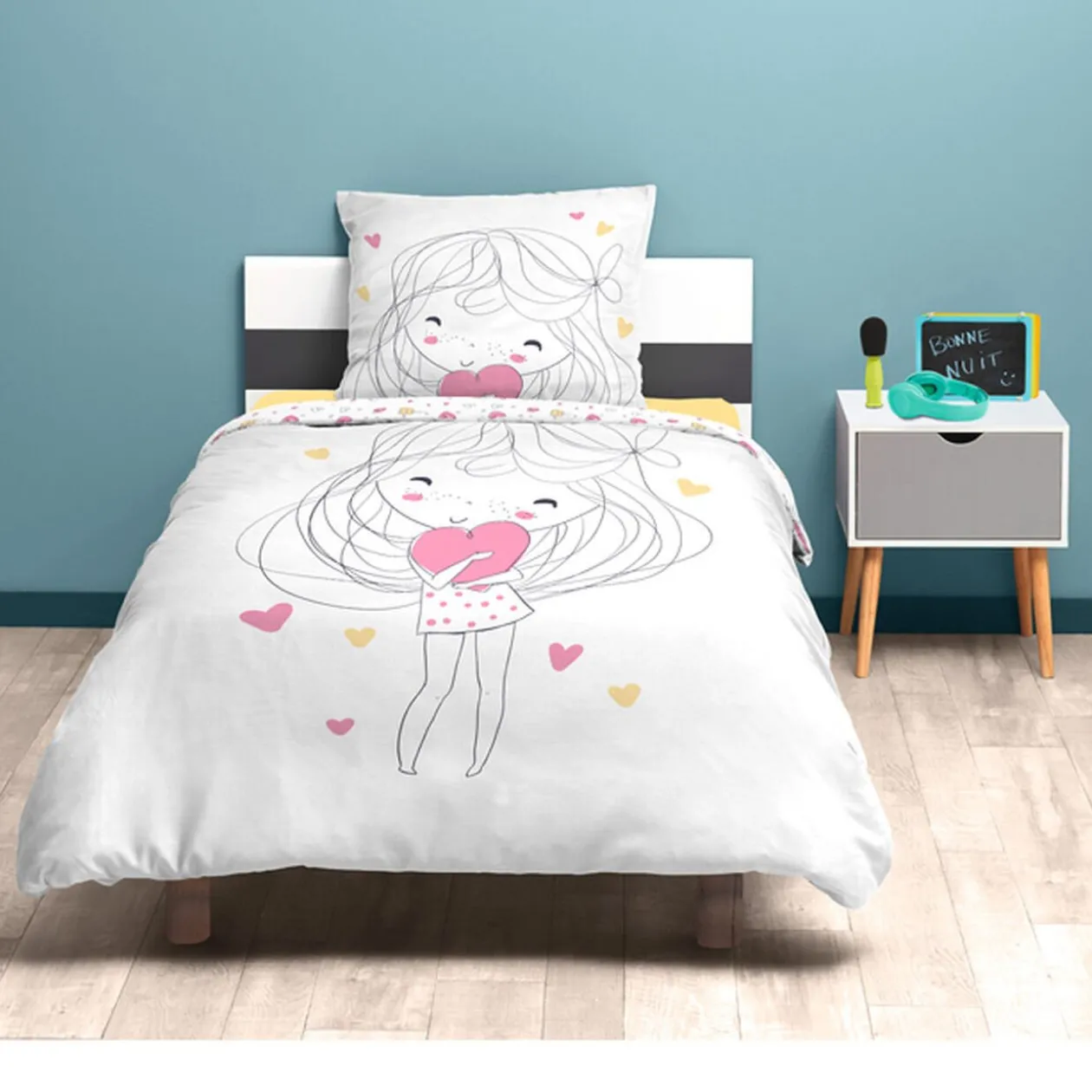 Parure de lit 1 place blanche motif fille et coeur rose et jaune