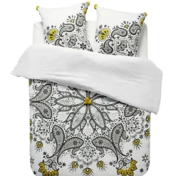 Parure de lit 2 places à pompons motif mandala jaune ou rouge