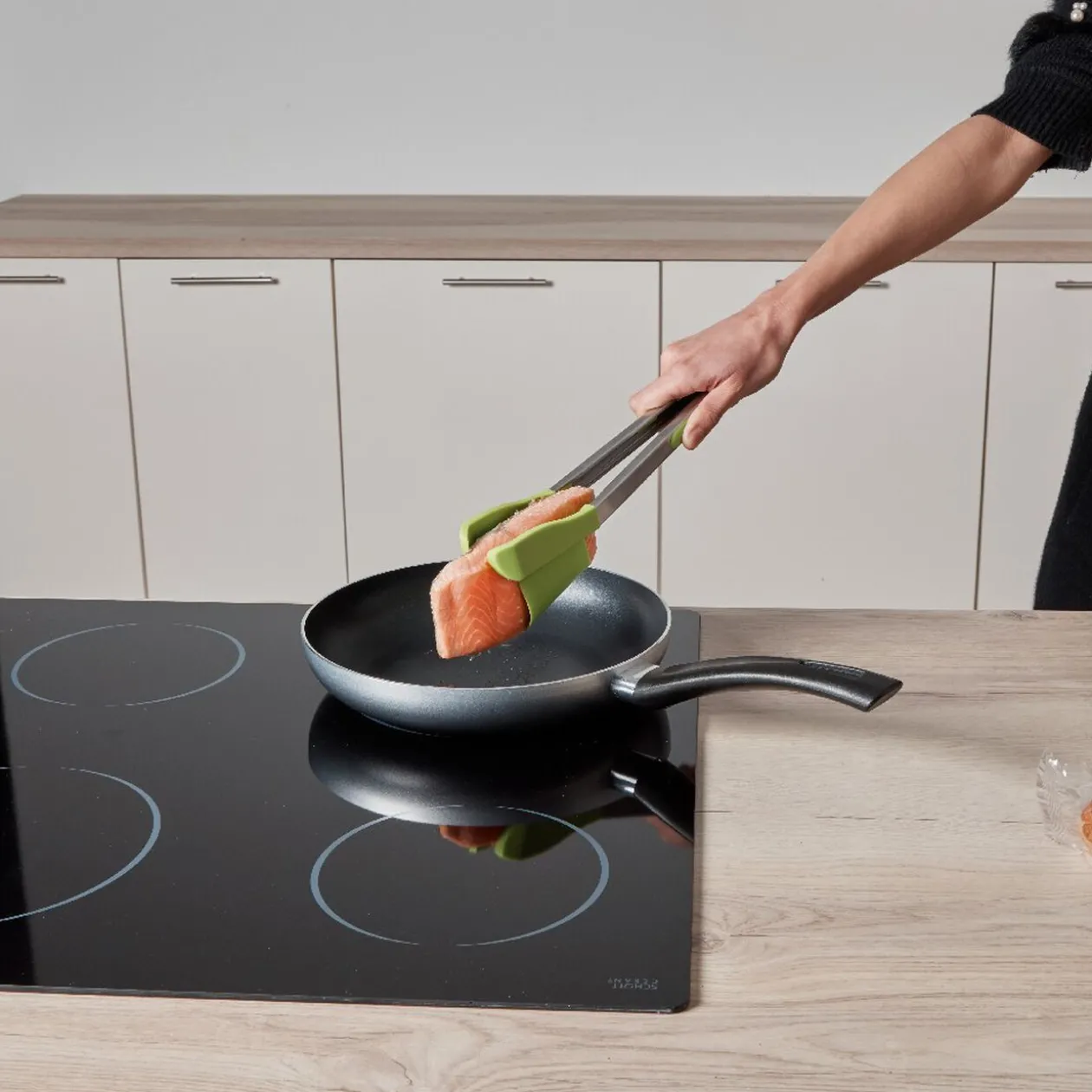 Pince spatule 2 en 1 inox silicone vert