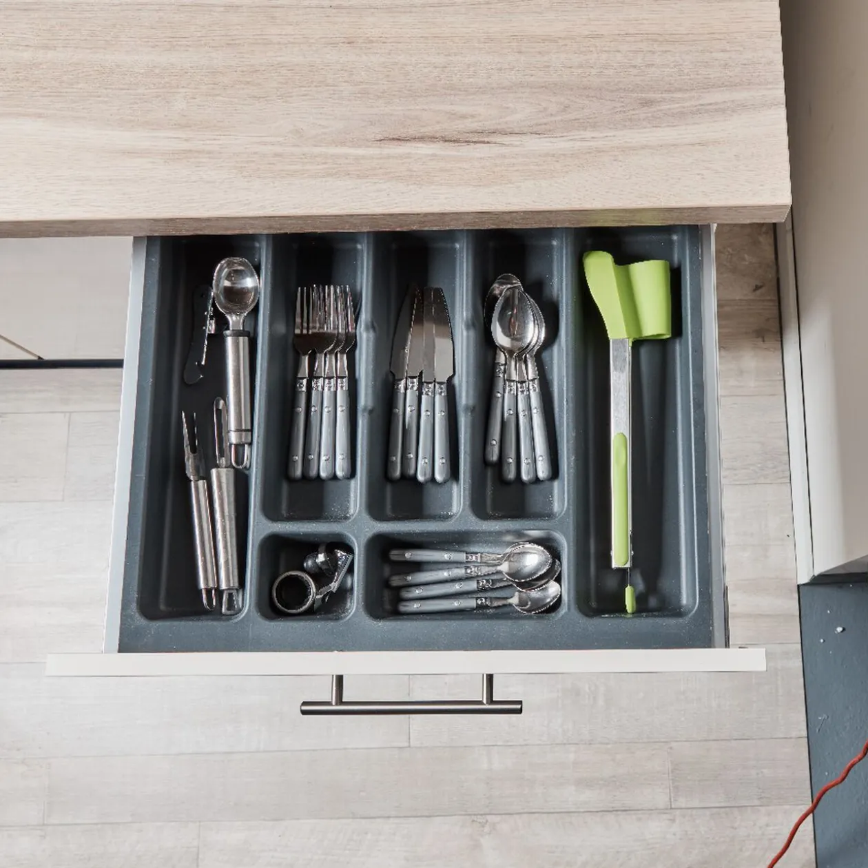 Pince spatule 2 en 1 inox silicone vert