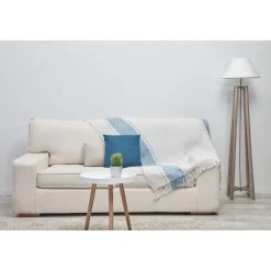 Plaid à franges design Cyclade blanc à motifs bandes bleues