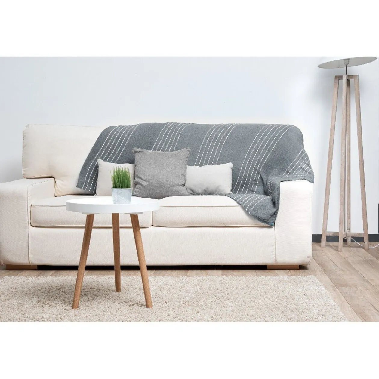 Plaid jeté de canapé surpiqué gris clair
