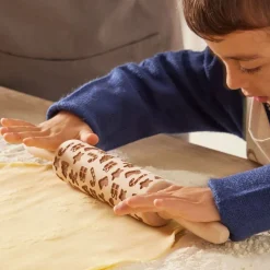 Rouleau à pâtisserie en bois gravé décor Noël Ø5x35cm