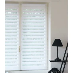 Store enrouleur blanc