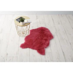 Tapis peau de bête rose