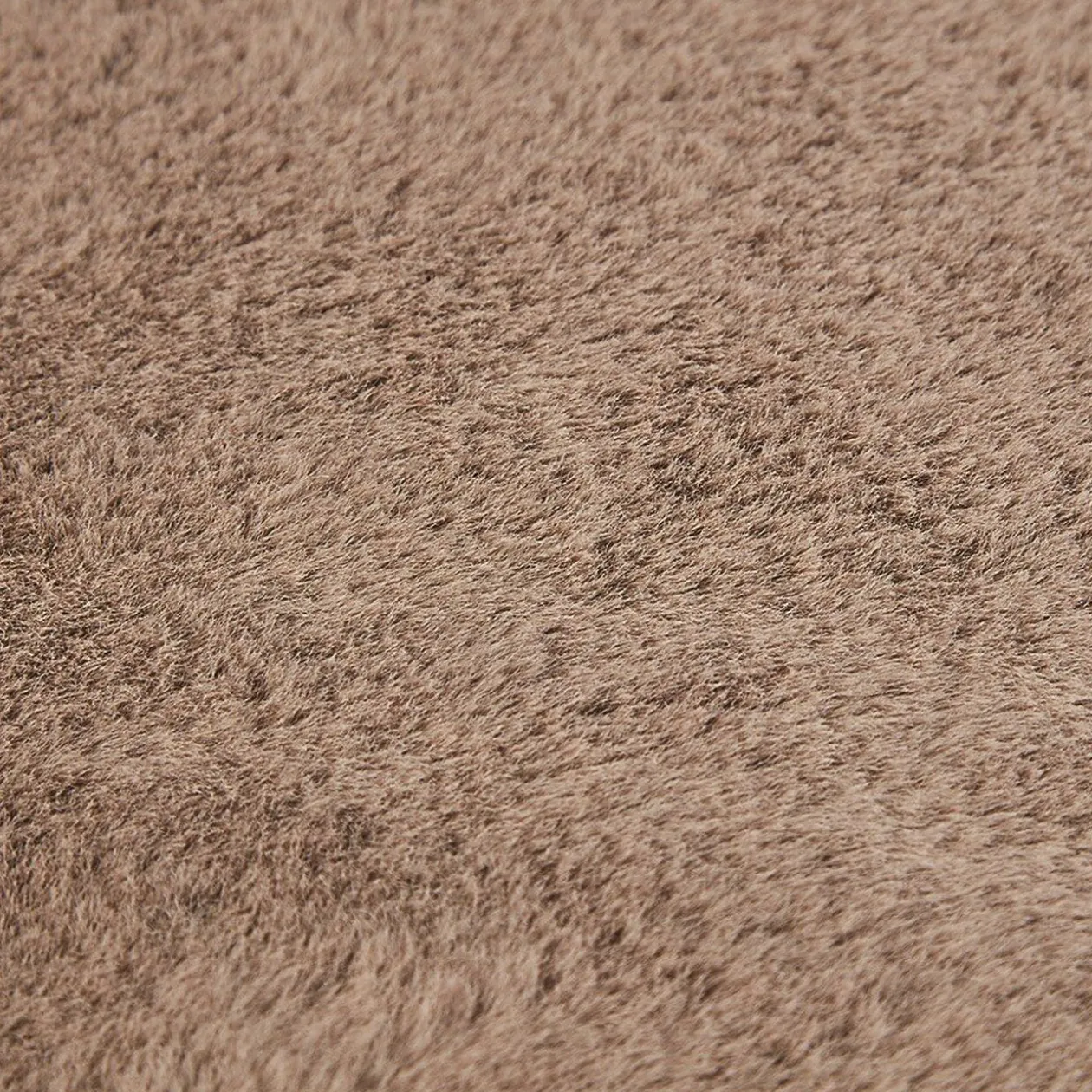 Tapis rond beige imitation fourrure