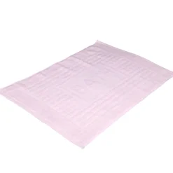 Tapis salle de bain rose