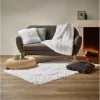 Tapis Shaggy effet fourrure blanc ou gris